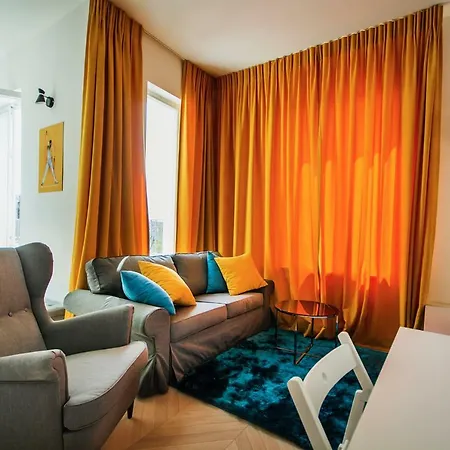 Lion Cozy On Targowa Apartment *